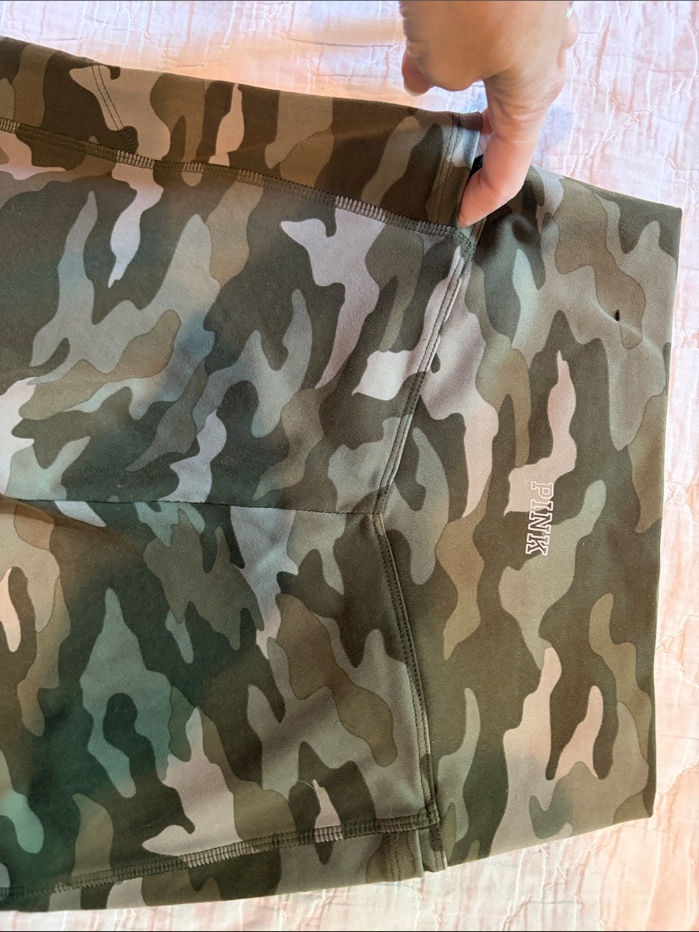 Victoria's Secret womens Camo Leggings - Olive & Khaki - Picture 3 of 4